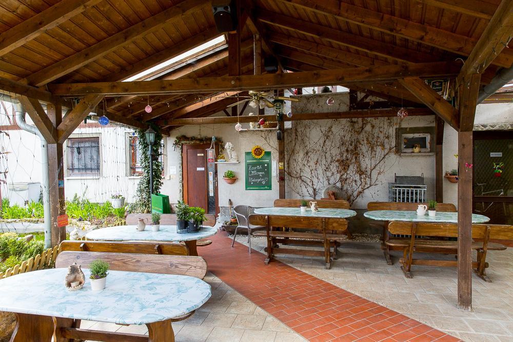 Kraeuterhotel Garni Zur Klostergrotte Nohra  Екстериор снимка