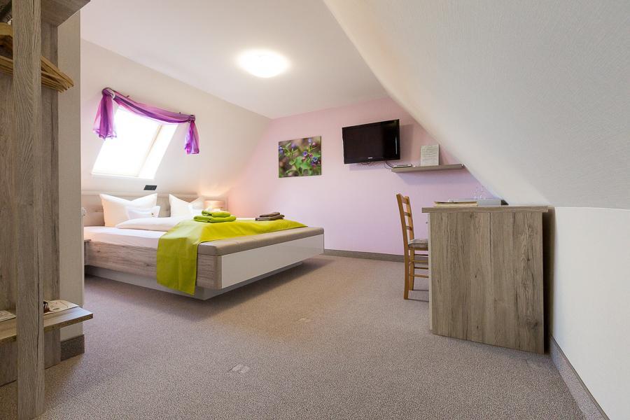 Kraeuterhotel Garni Zur Klostergrotte Nohra  Екстериор снимка