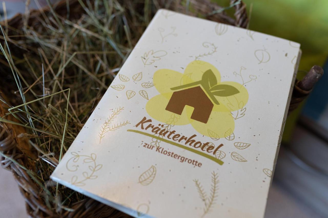 Kraeuterhotel Garni Zur Klostergrotte Nohra  Екстериор снимка