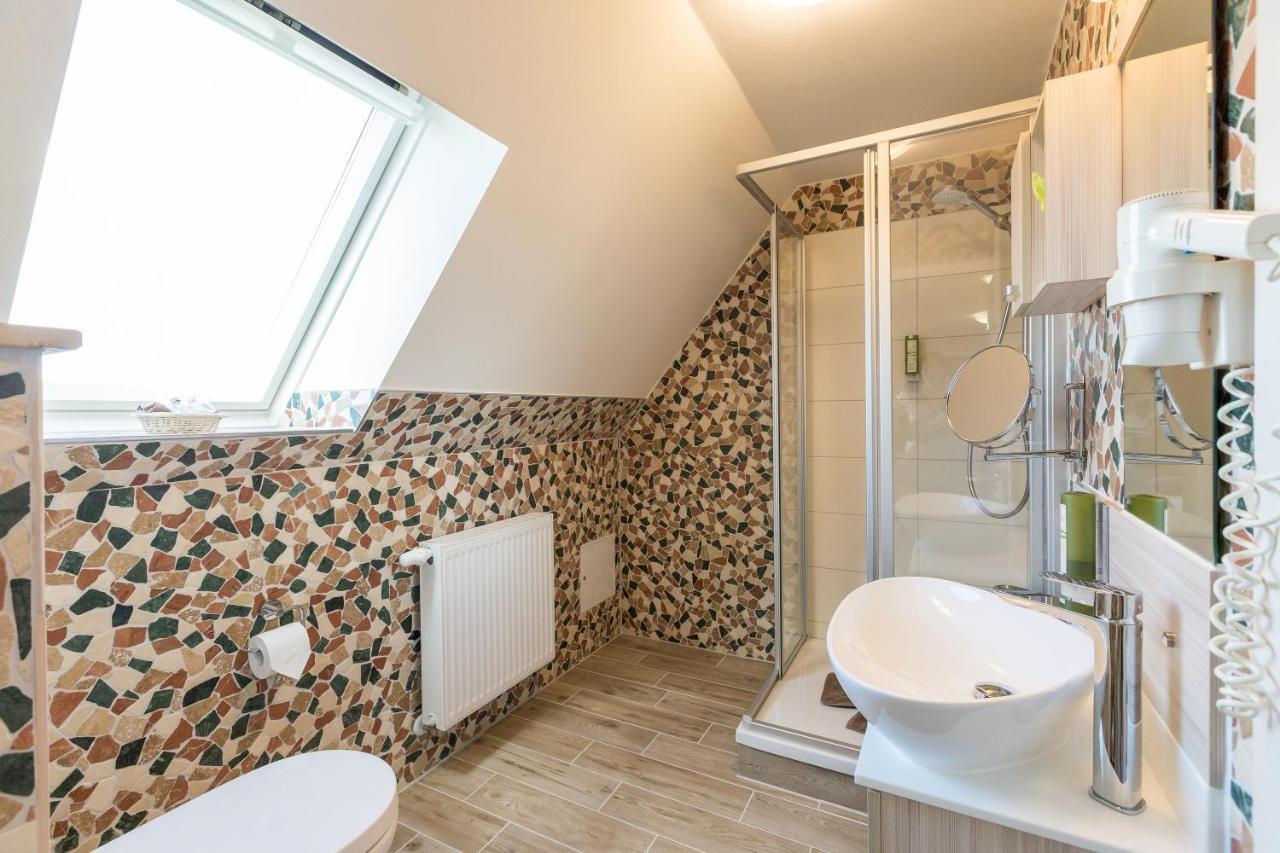 Kraeuterhotel Garni Zur Klostergrotte Nohra  Екстериор снимка
