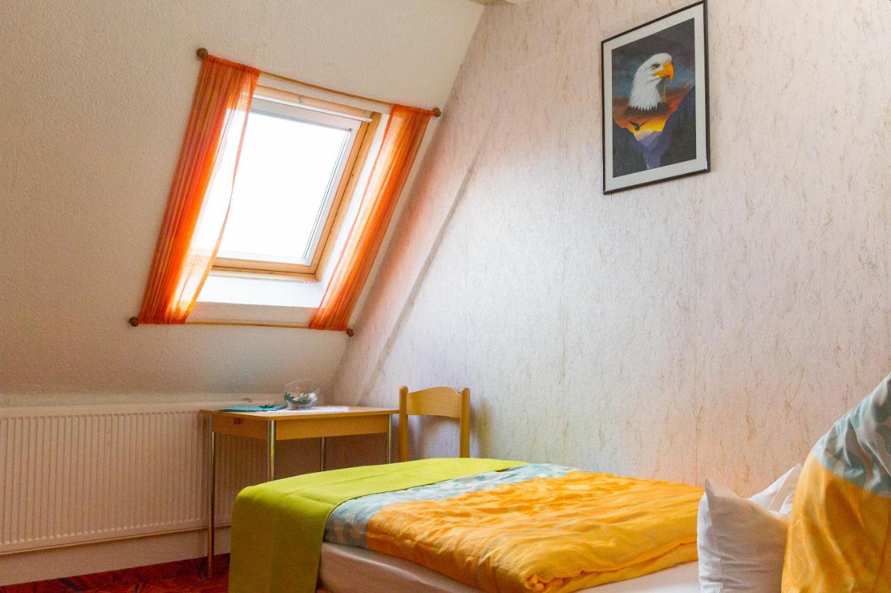 Kraeuterhotel Garni Zur Klostergrotte Nohra  Екстериор снимка